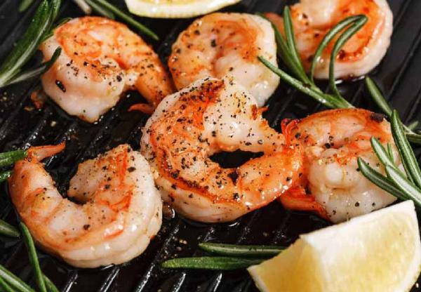 بررسی مواد مغذی در میگو منجمد بسته بندی شده