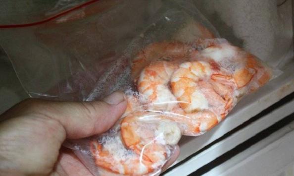 همه چیز درباره میگو منجمد سر کنده بسته بندی